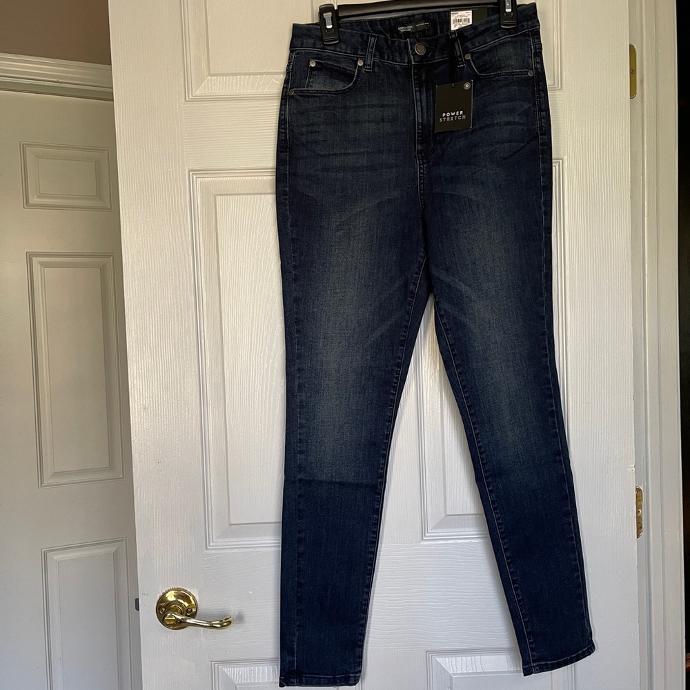 Simply Vera Wang high rise skinny jeans BNWT!